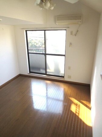 コニファーガーデン北烏山の物件内観写真